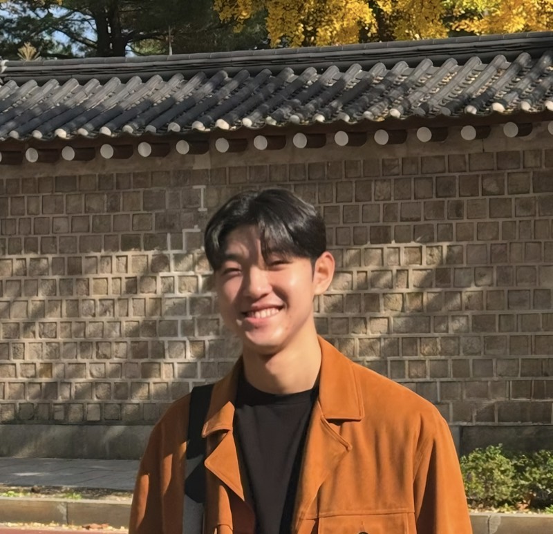 Gyeom Hwangbo